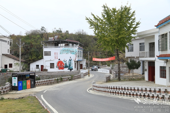 8、中國傳統(tǒng)村落大堝村_副本.jpg