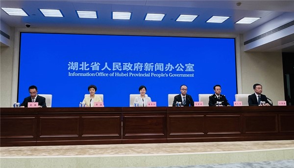 發(fā)布會(huì)_副本.jpg